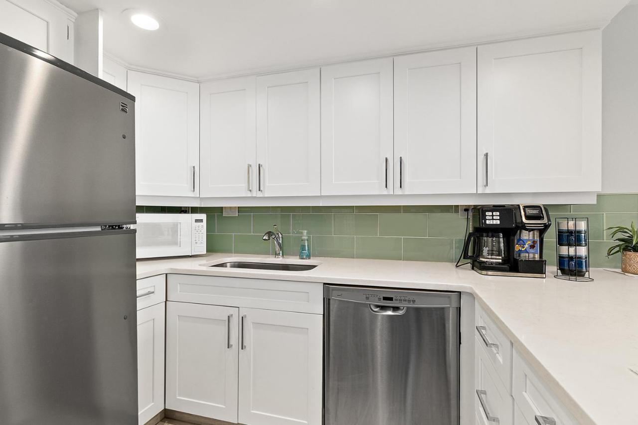Pelican Condos New Smyrna Beach Exterior photo