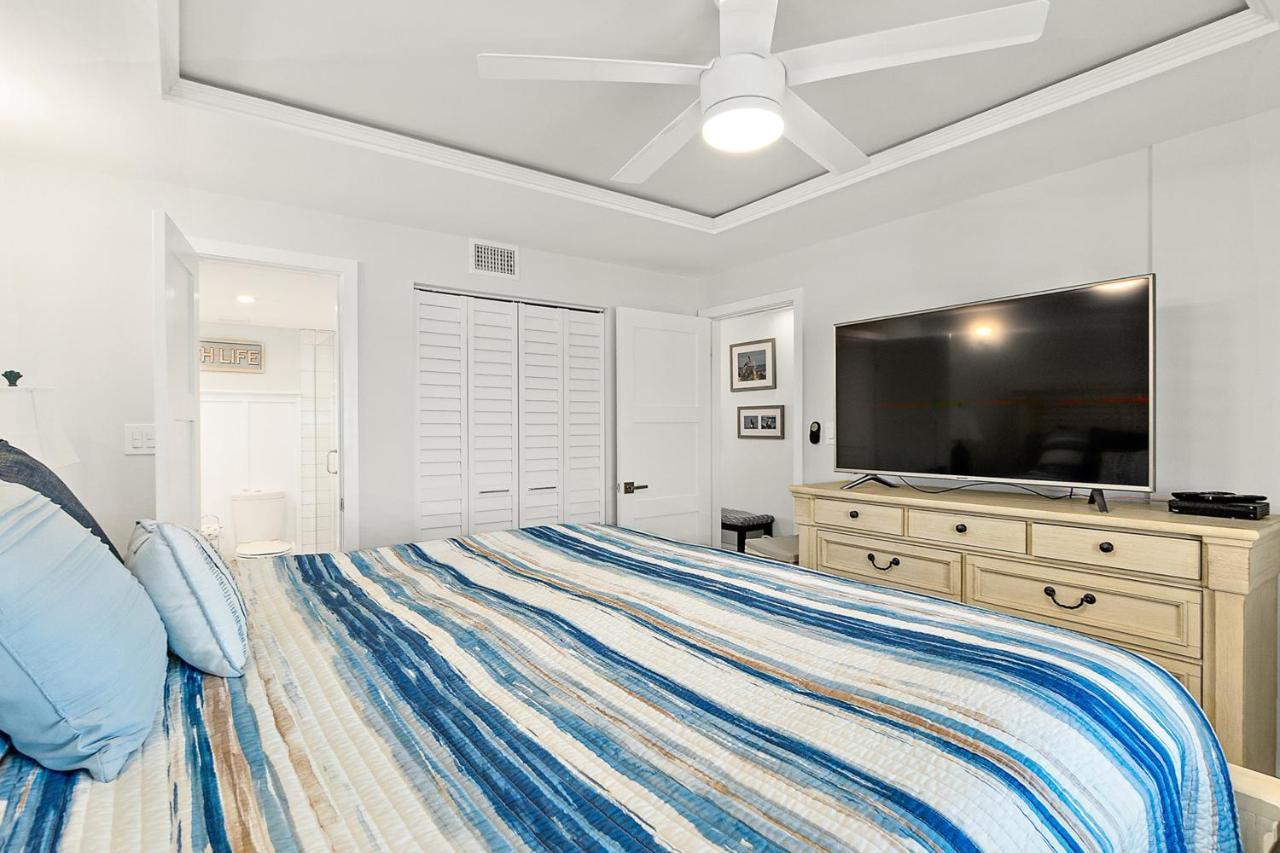 Pelican Condos New Smyrna Beach Exterior photo