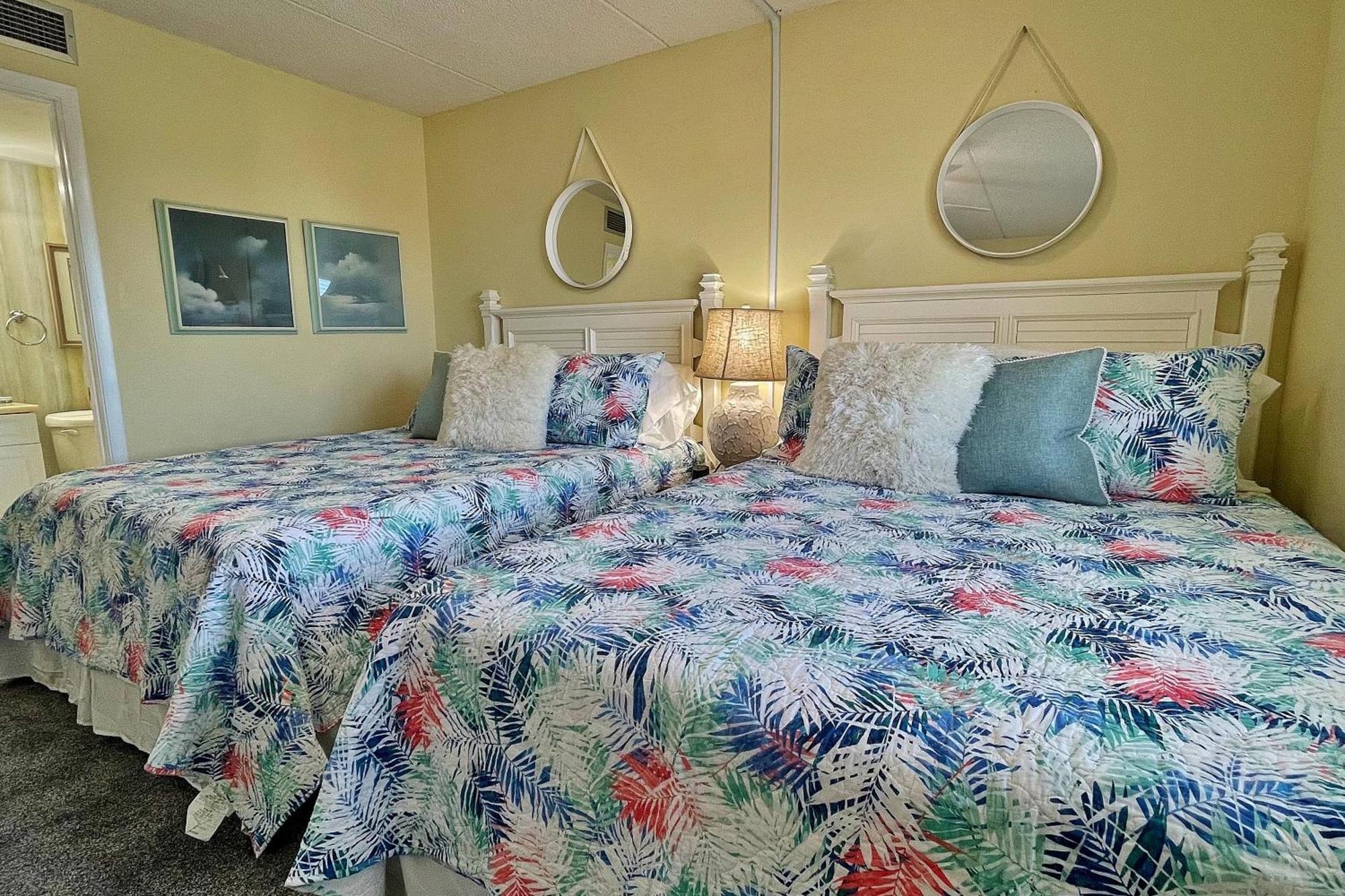Pelican Condos New Smyrna Beach Room photo